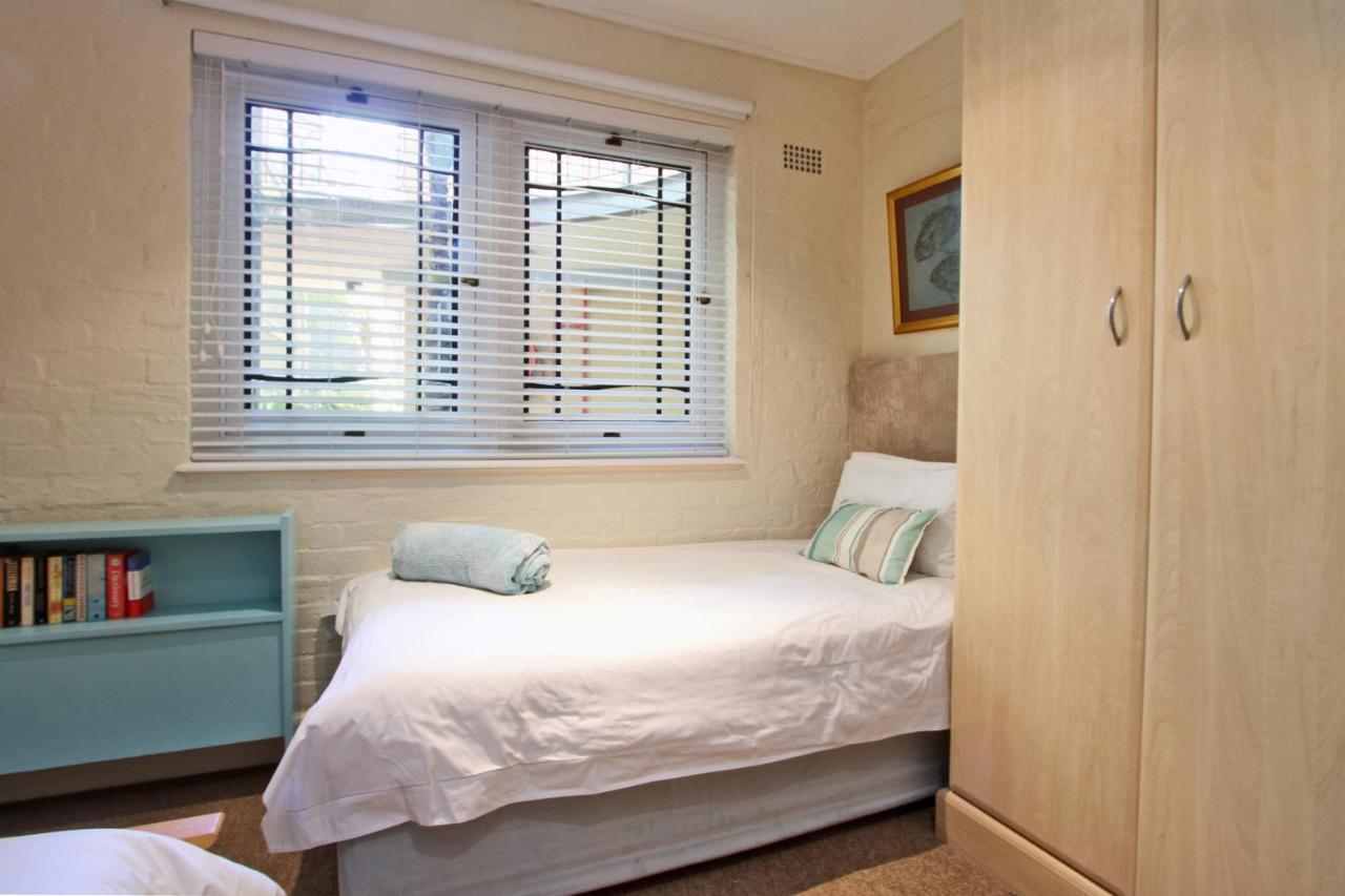 9 The Village Hout Bay Exterior photo